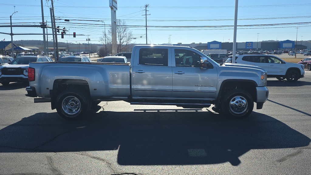 Used 2018 GMC Sierra Denali Crew Cab