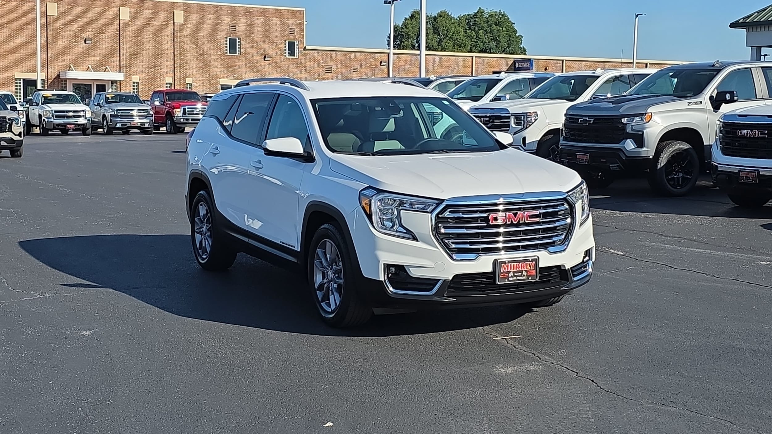 Used 2023 GMC Terrain SLT
