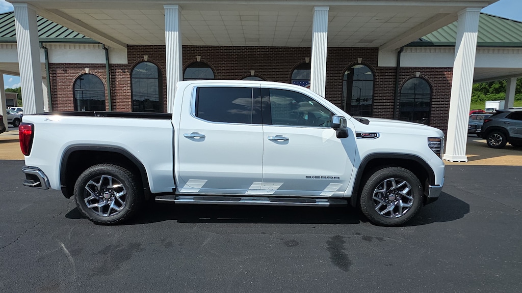 New 2026 GMC Sierra 1500 SLT Truck