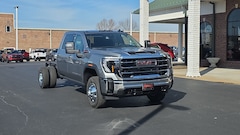 2026 GMC Sierra 3500 HD Chassis Cab SLE Truck