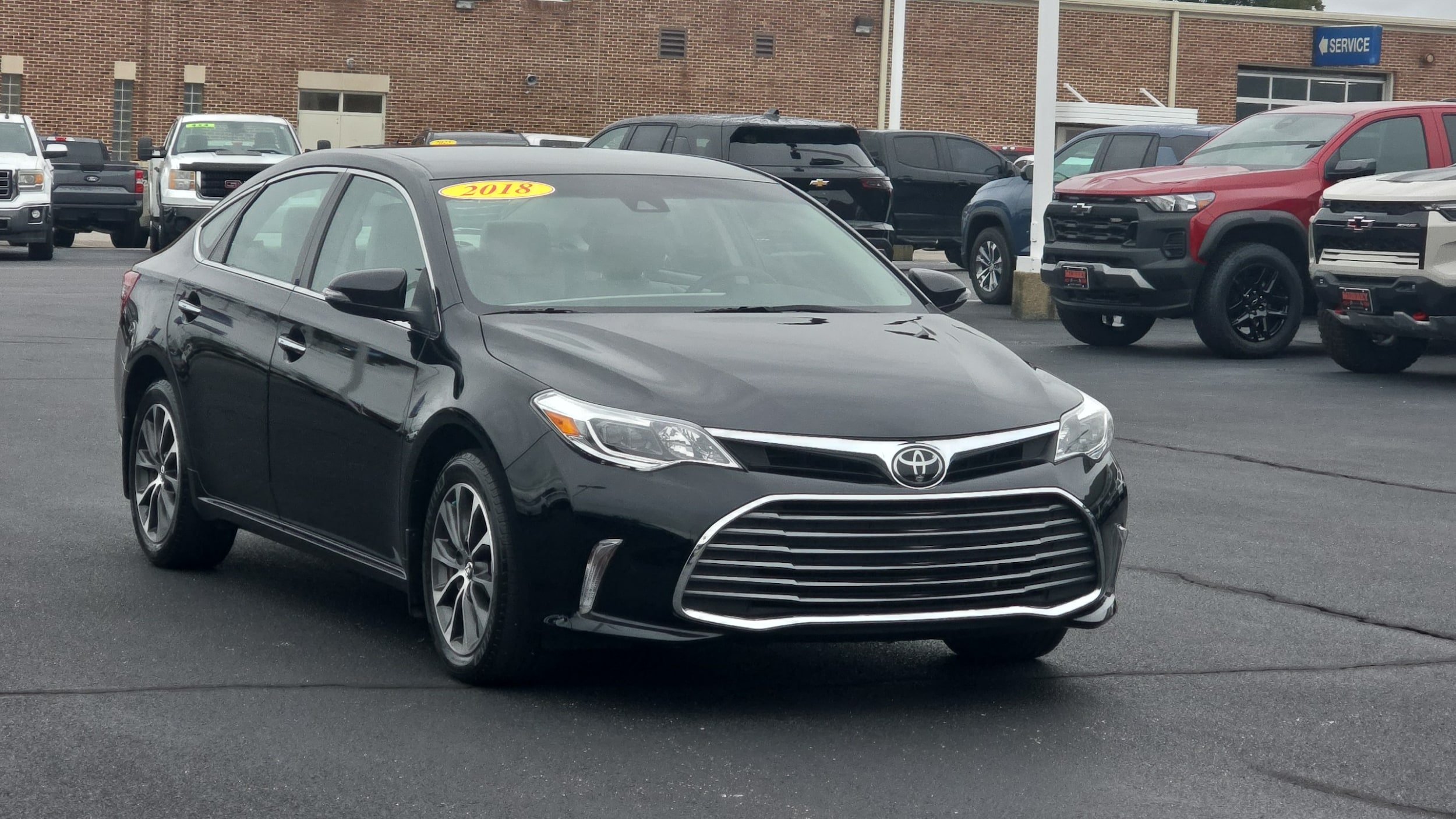 2018 Toyota Avalon XLE's photo
