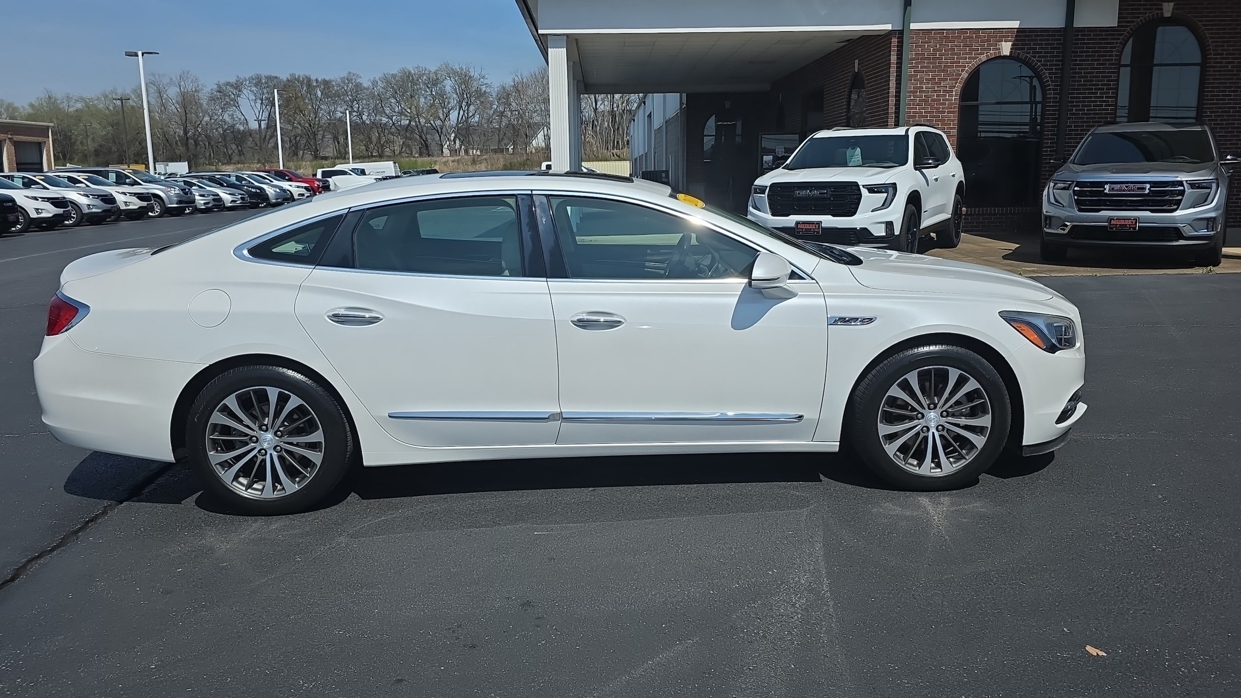 Used 2017 Buick LaCrosse Essence with VIN 1G4ZP5SS2HU126052 for sale in Pulaski, TN