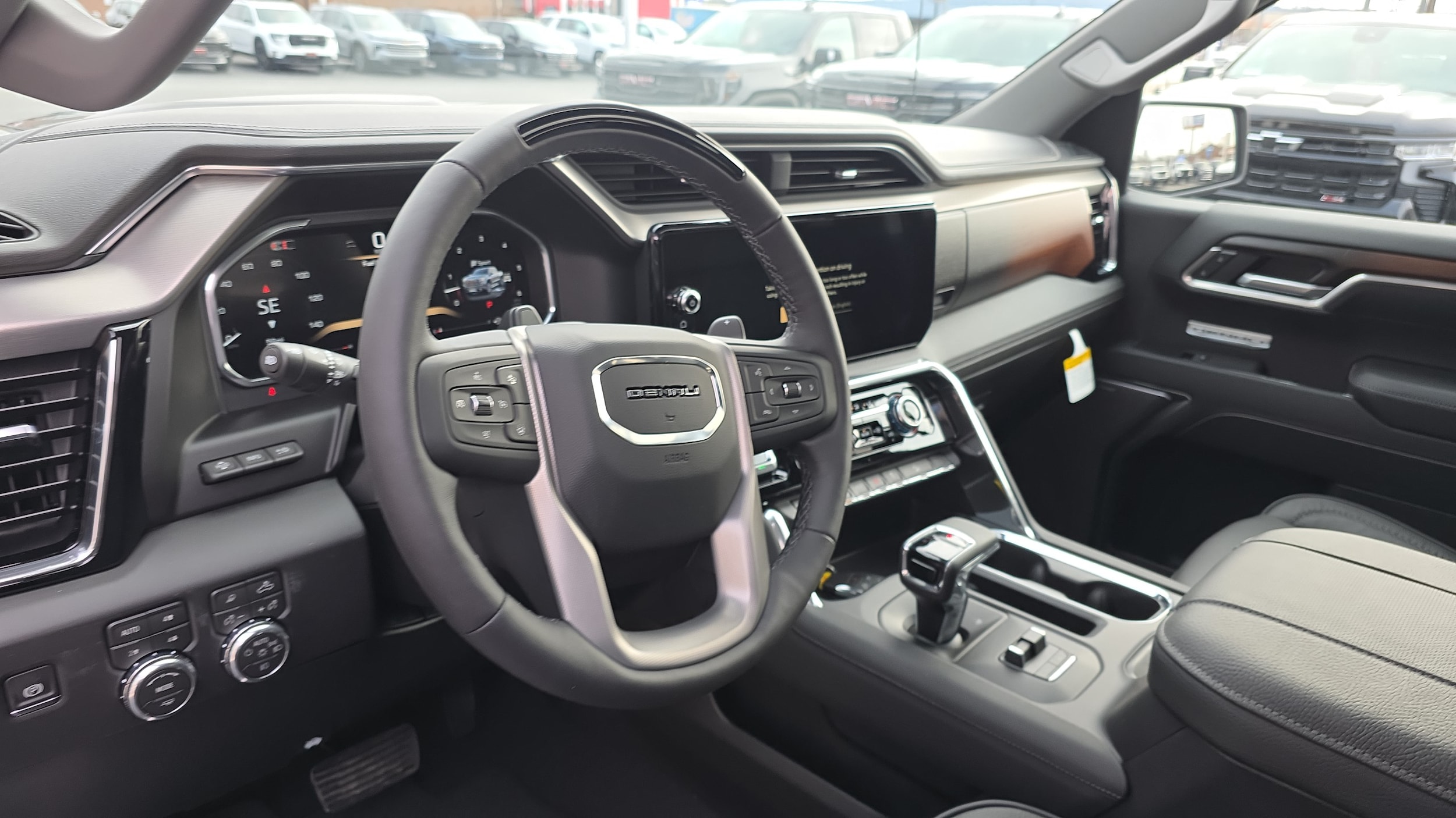 2026 GMC Sierra 1500 Denali - Photo 10