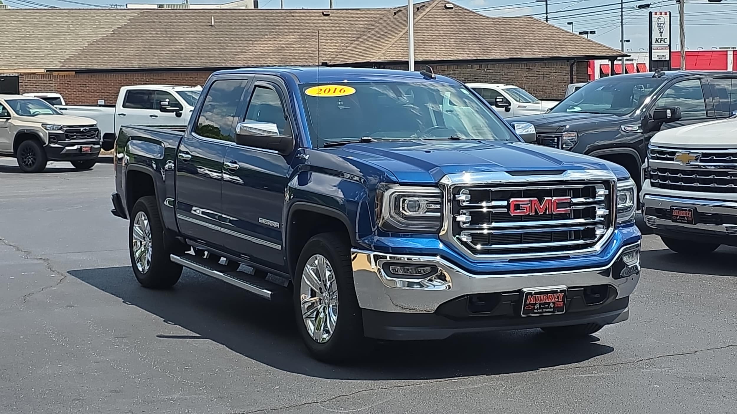 2016 GMC Sierra 4WD Crew Cab Short Box SLT's photo