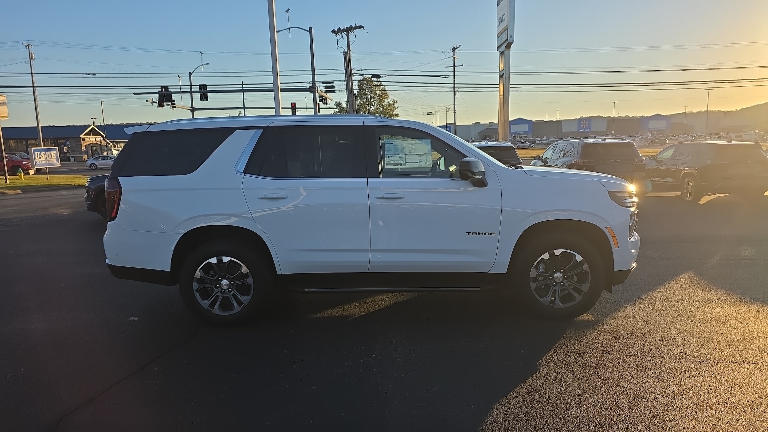 2026 Chevrolet Tahoe LS - Photo 2