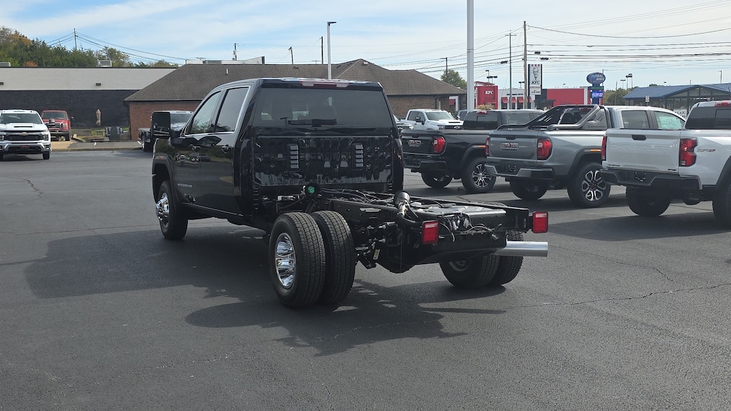 New 2026 GMC Sierra 3500 HD Chassis Cab SLE Truck