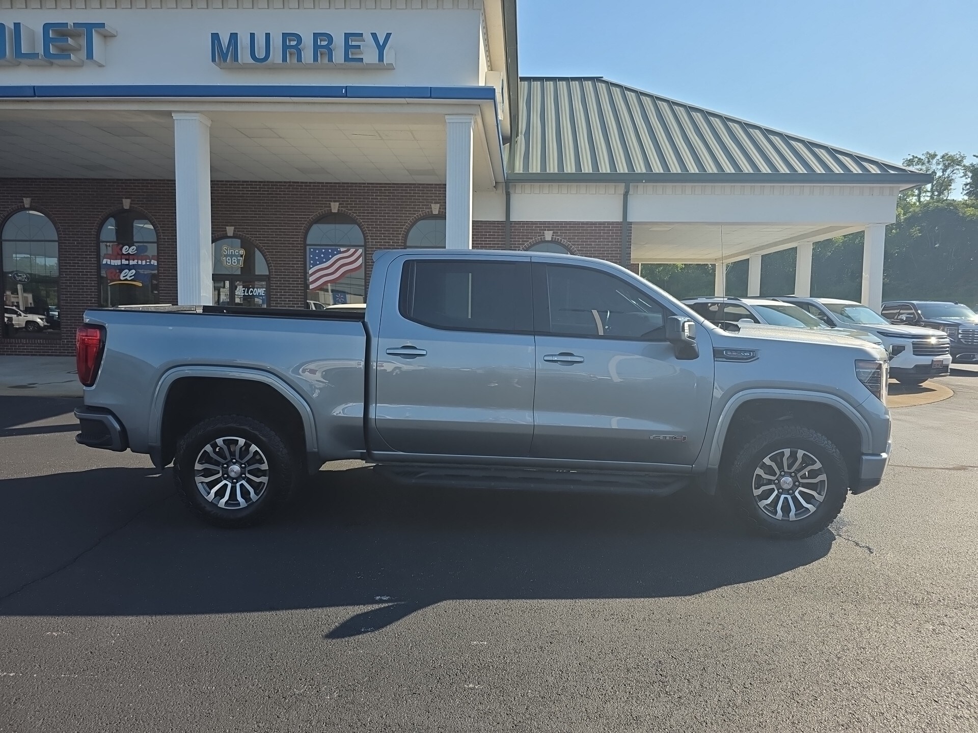 2023 Gmc Sierra AT4 photo 2