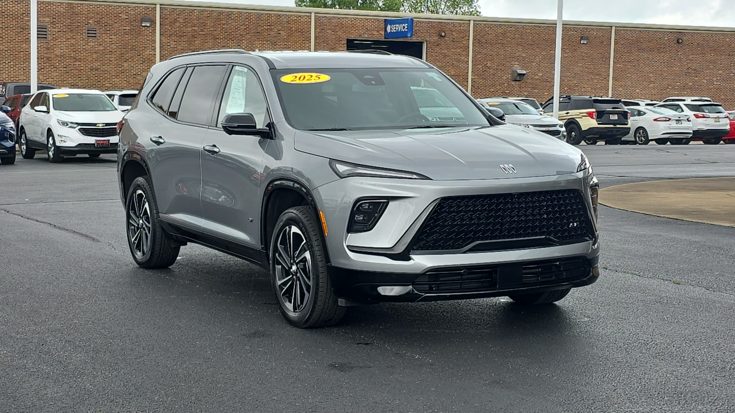 2025 Buick Enclave Sport Touring's photo