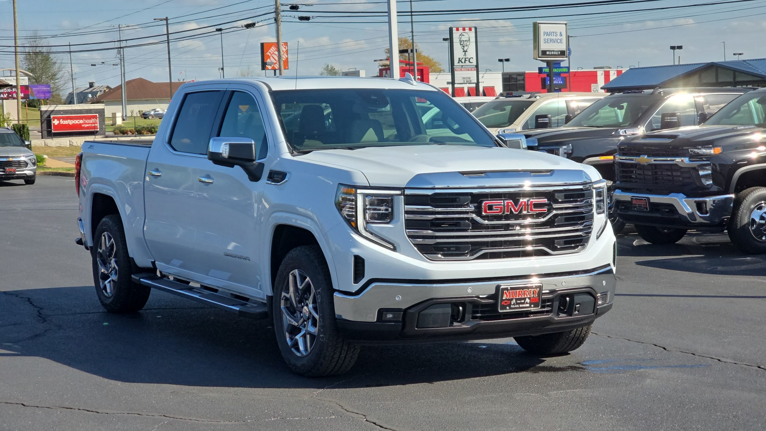 2026 GMC Sierra 4WD Crew Cab Short Box SLT's photo