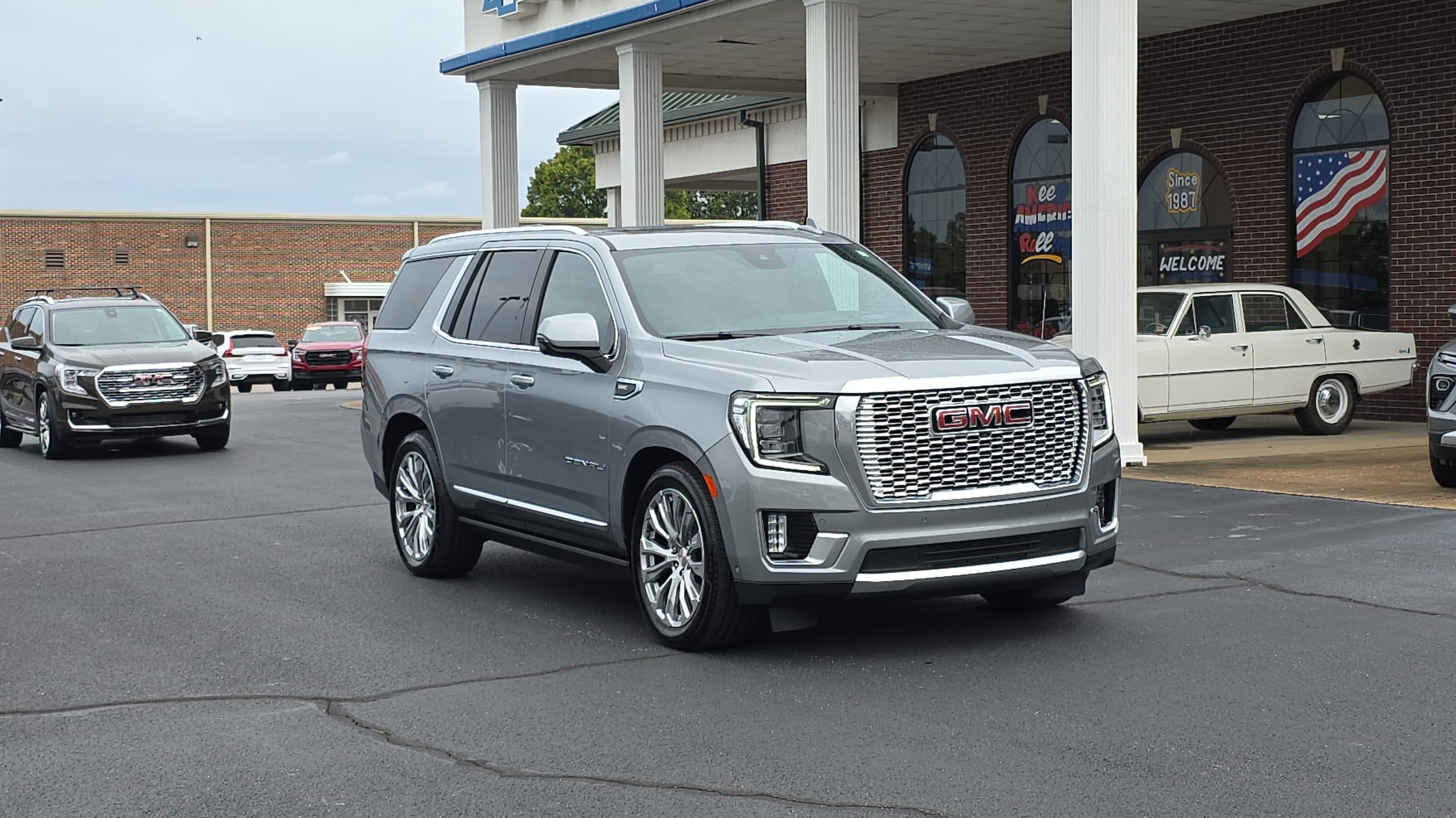 2024 GMC Yukon Denali's photo