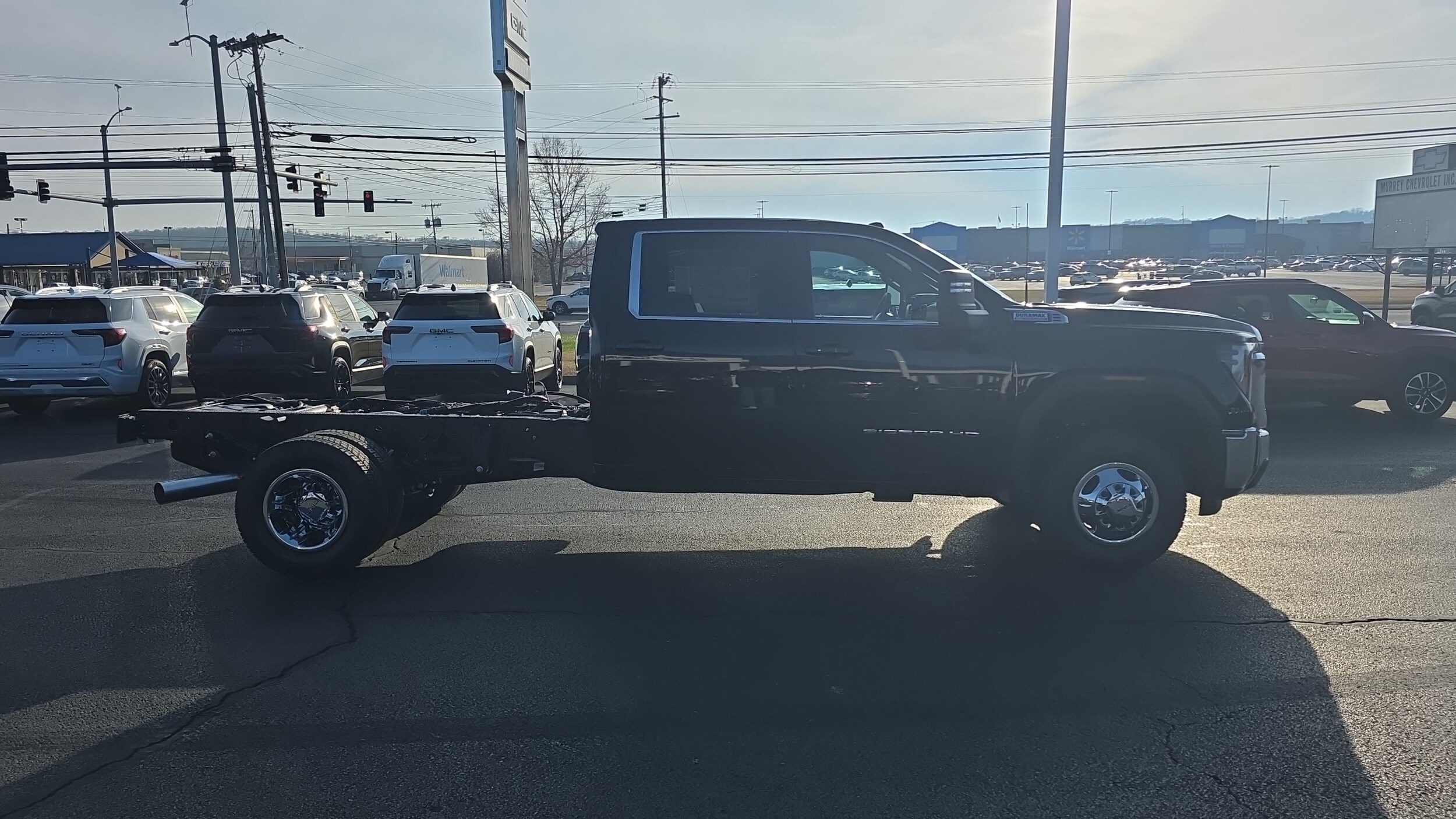 2026 Gmc Sierra 3500 HD SLE photo 2