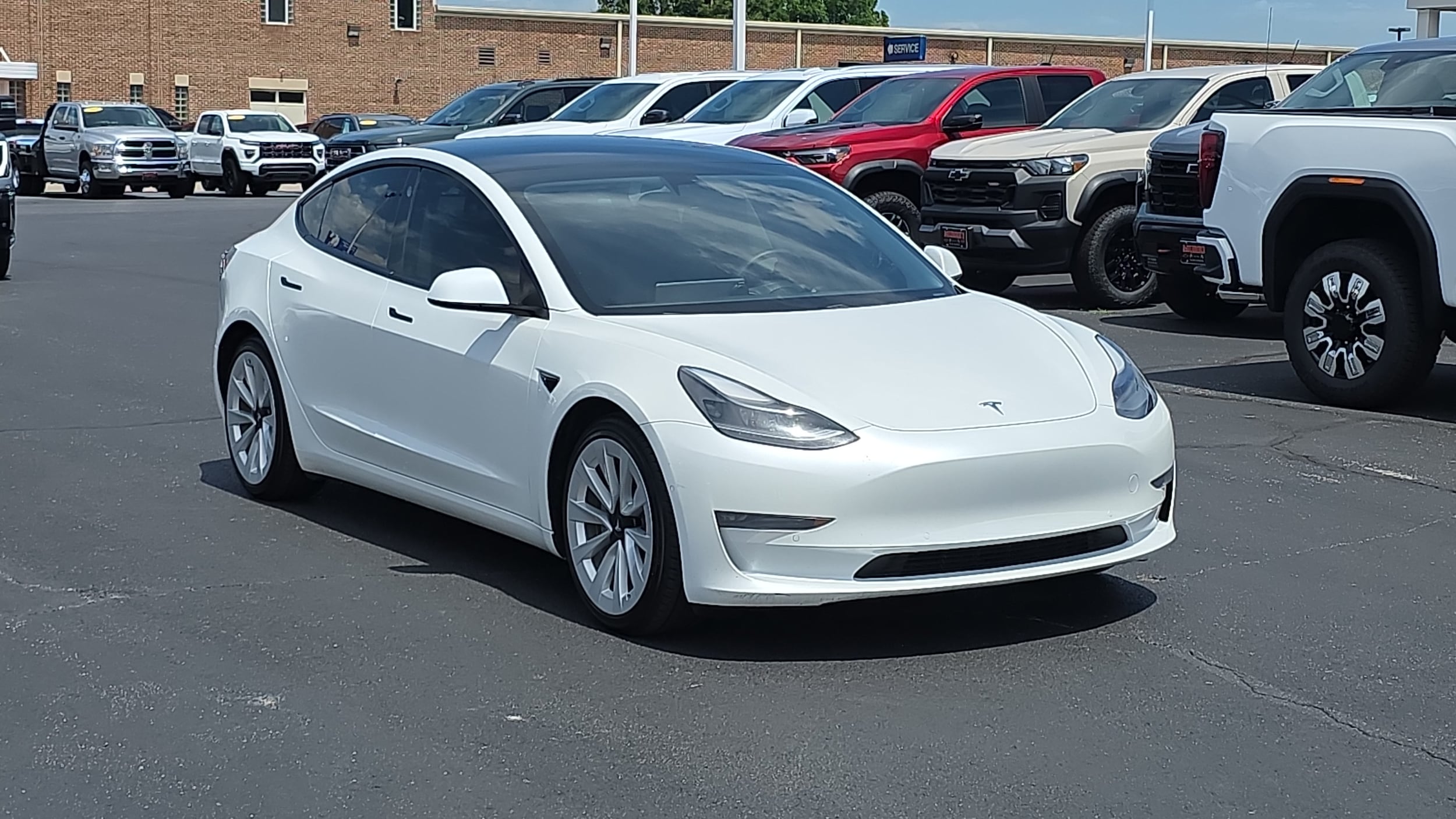 2021 Tesla Model 3 Long Range Dual Motor All-Wheel Drive's photo