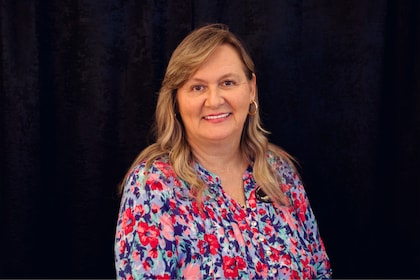 Staff member Marie Moore from ID_d52dd54d7544