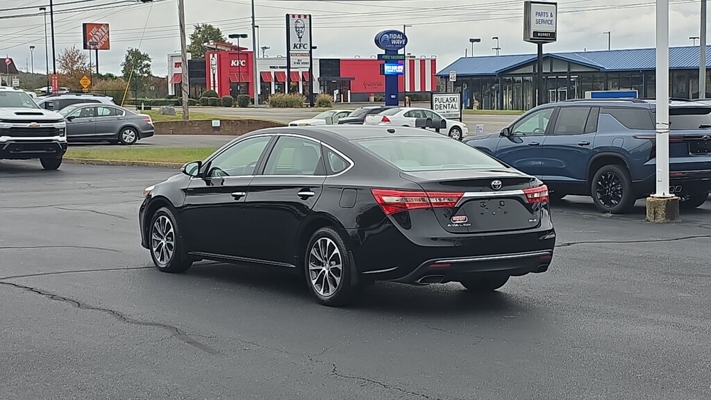 Used 2018 Toyota Avalon XLE Sedan