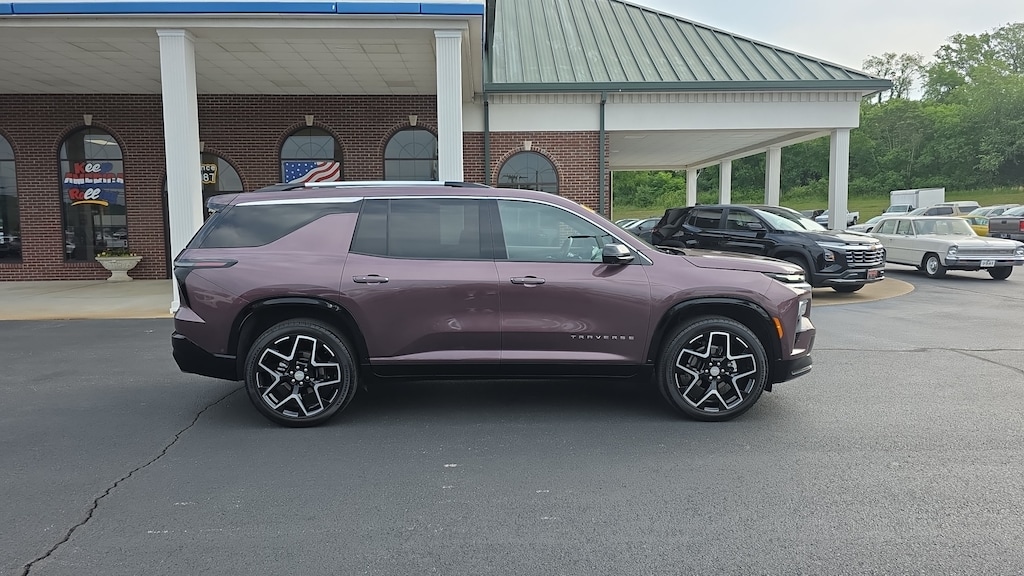 Used 2025 Chevrolet Traverse High Country Sport Utility