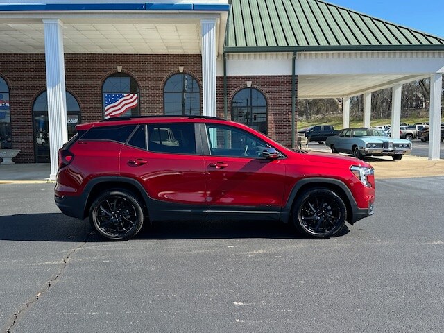 2023 Gmc Terrain SLE photo 2