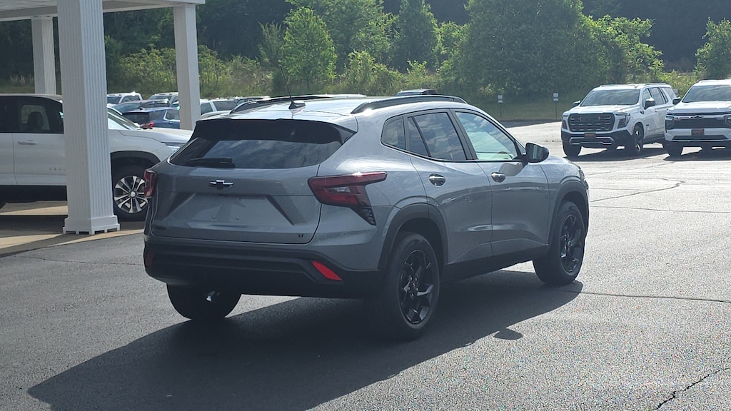 New 2026 Chevrolet Trax LT SUV