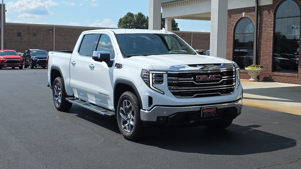 New 2026 GMC Sierra 1500 SLT Truck