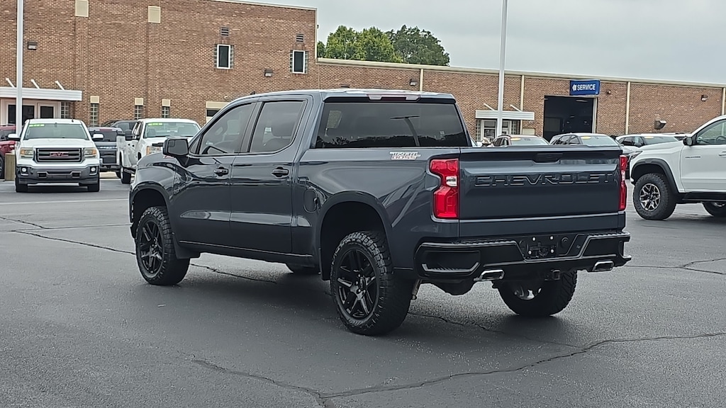 Used 2022 Chevrolet Silverado LT Trail Boss Crew Cab