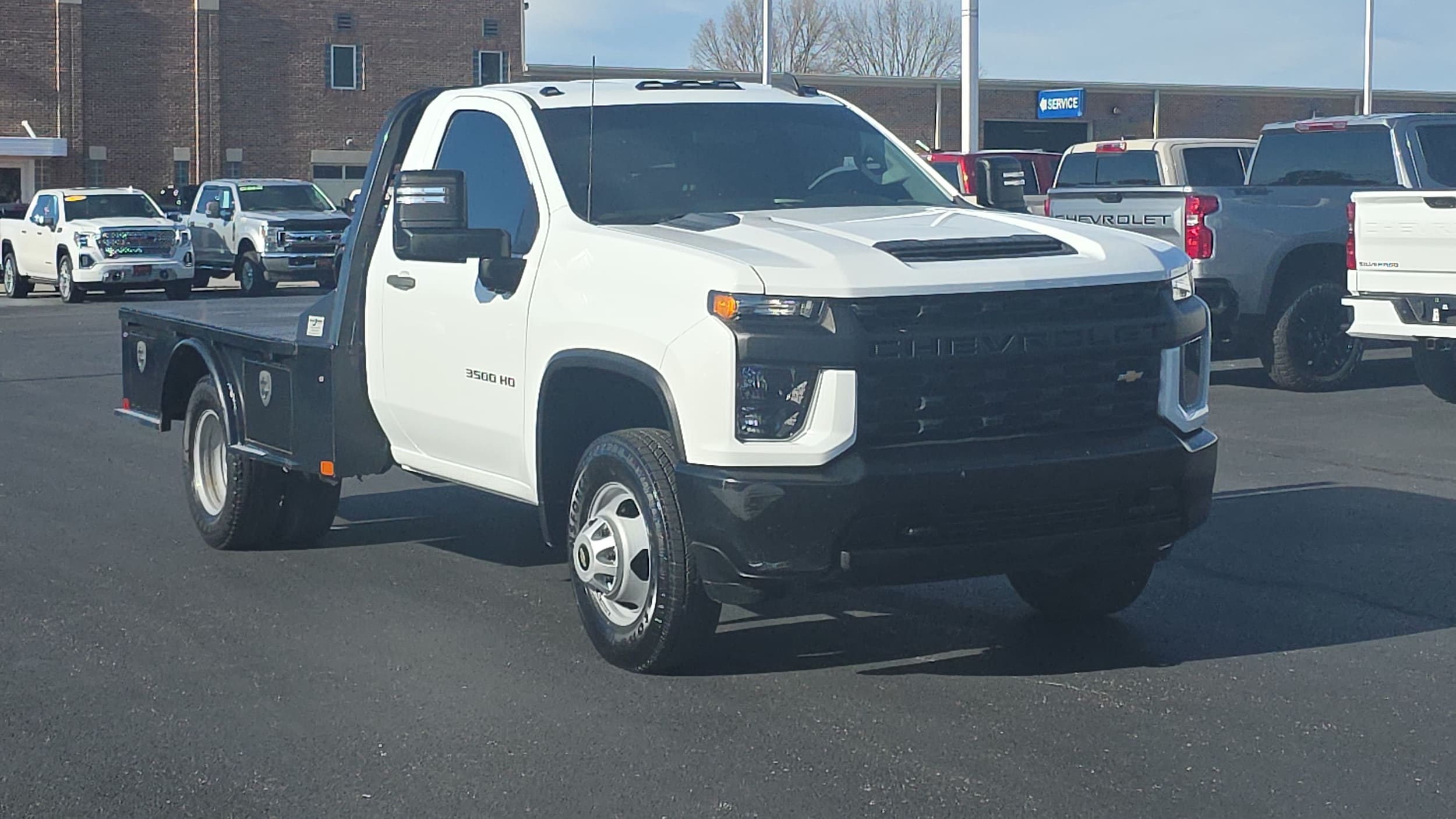 2020 Chevrolet Silverado 3500 Chassis Cab Work Truck's photo