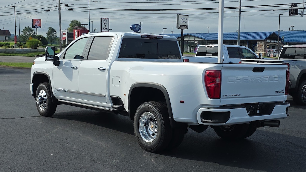 New 2026 Chevrolet Silverado 3500 HD High Country DRW Truck