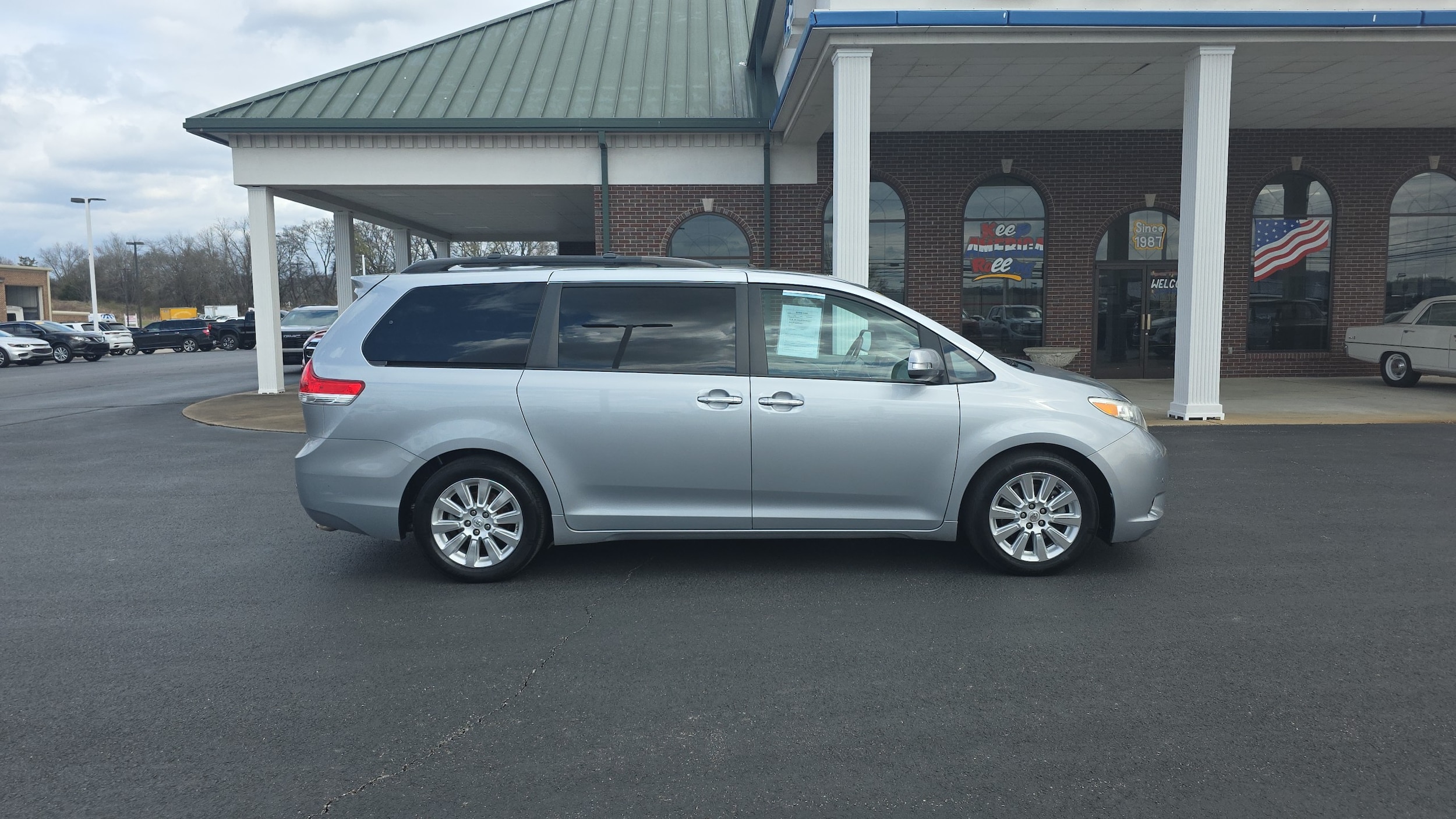 Used 2014 Toyota Sienna Limited with VIN 5TDYK3DC3ES469350 for sale in Pulaski, TN