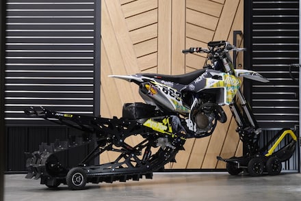 2023 MTN TOP XFR 129 2-1/2 Yellow Snowmobile