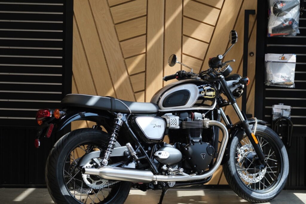 New 2025 Triumph Bonneville T100 Icon Edition Cobalt Blue (Chrome ED) MotorCycle