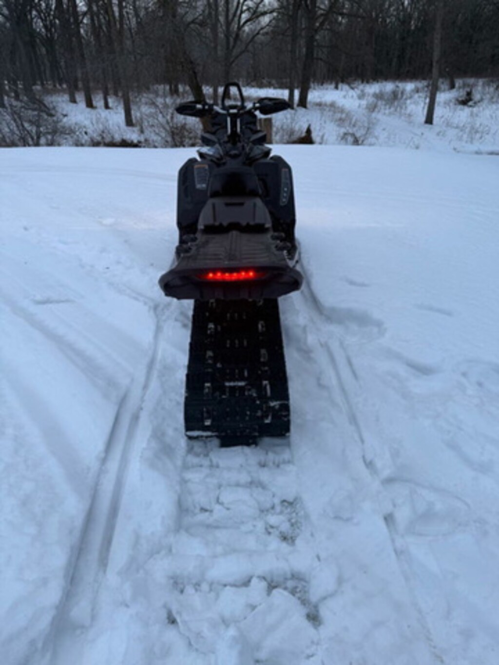 Used 2020 Ski-Doo Summit SP Rotax 850R E-TEC 165 ES Powdermax L. Snowmobile