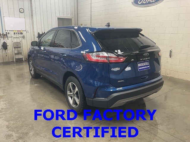 2023 Ford Edge SEL photo 2