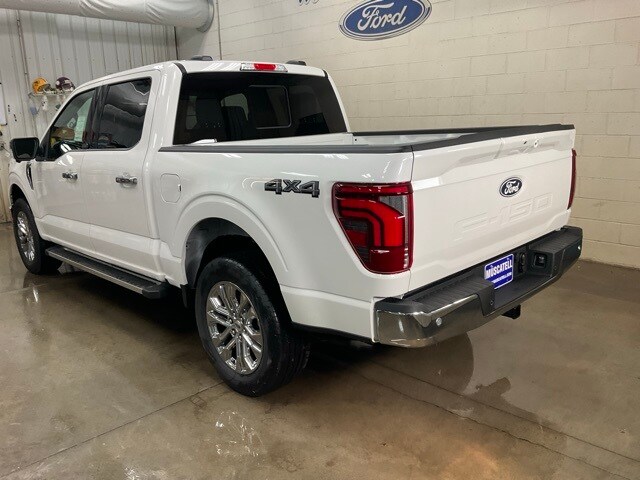 2025 Ford F-150 Lariat photo 2