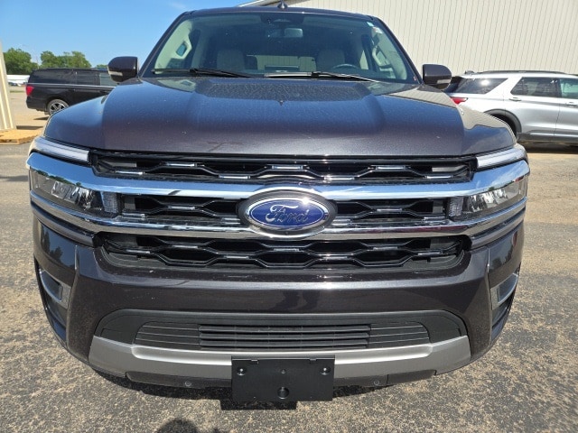 Used 2024 Ford Expedition Limited with VIN 1FMJU2A85REA09104 for sale in Hawley, Minnesota