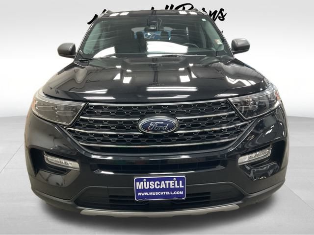 2023 Ford Explorer XLT photo 2