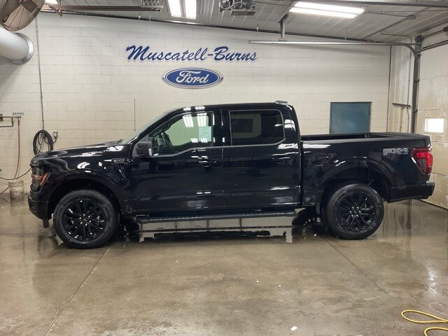 2025 Ford F-150 XLT photo 3