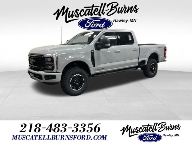 2025 Ford F-350 Super Duty XLT's photo