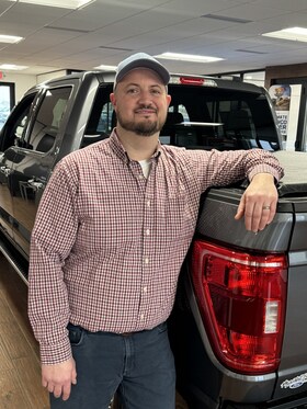 Staff member Tom Muscatell from ID_6ba8cd9f9b51