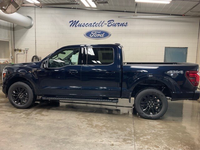 2025 Ford F-150 Lariat photo 3