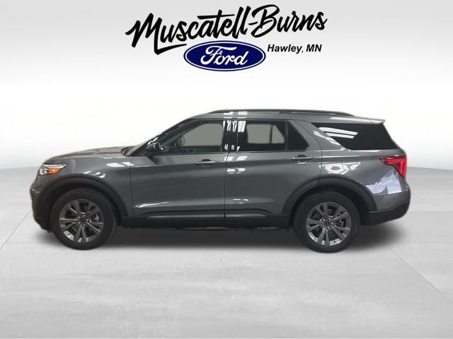 2022 Ford Explorer XLT photo 2