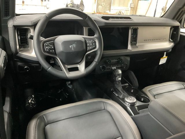 2025 Ford Bronco 4-Door Outer Banks - Photo 8
