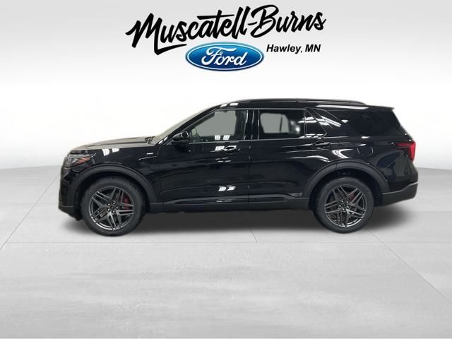 2025 Ford Explorer ST-Line photo 2