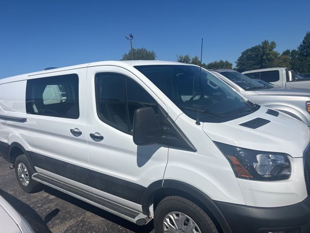 2024 Ford Transit photo 2