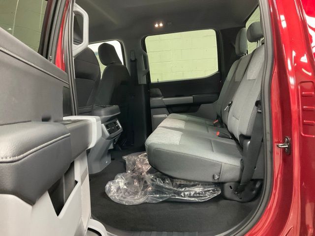 2025 Ford F-350 Super Duty XLT - Photo 8