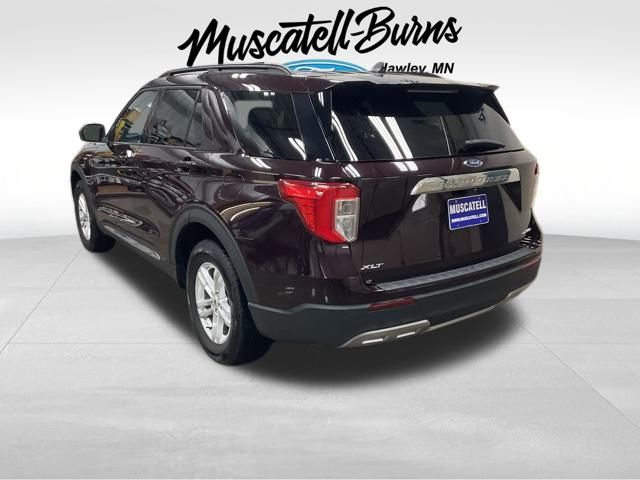 2023 Ford Explorer XLT photo 2
