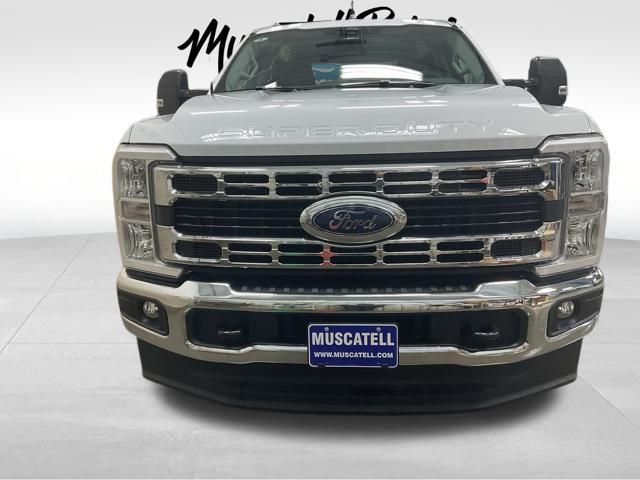 2026 Ford F-250 photo 2