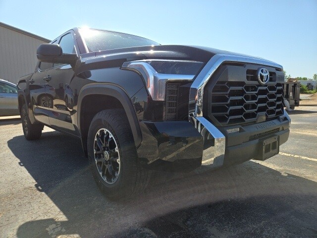 2024 Toyota Tundra SR5 photo 3