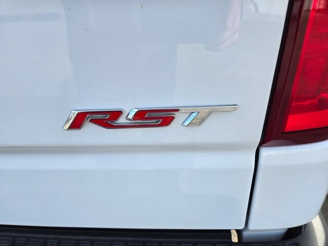 2024 Chevrolet Silverado 1500 RST photo 4