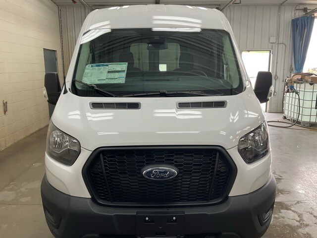 2025 Ford Transit photo 2