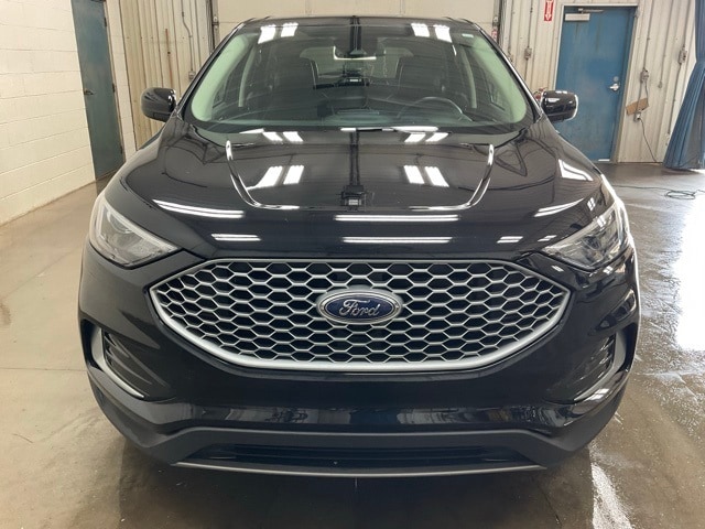 Used 2023 Ford Edge SEL with VIN 2FMPK4J91PBA01787 for sale in Hawley, Minnesota