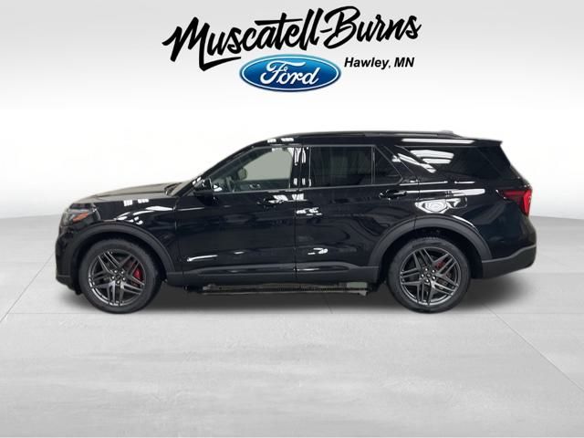 2025 Ford Explorer ST photo 2