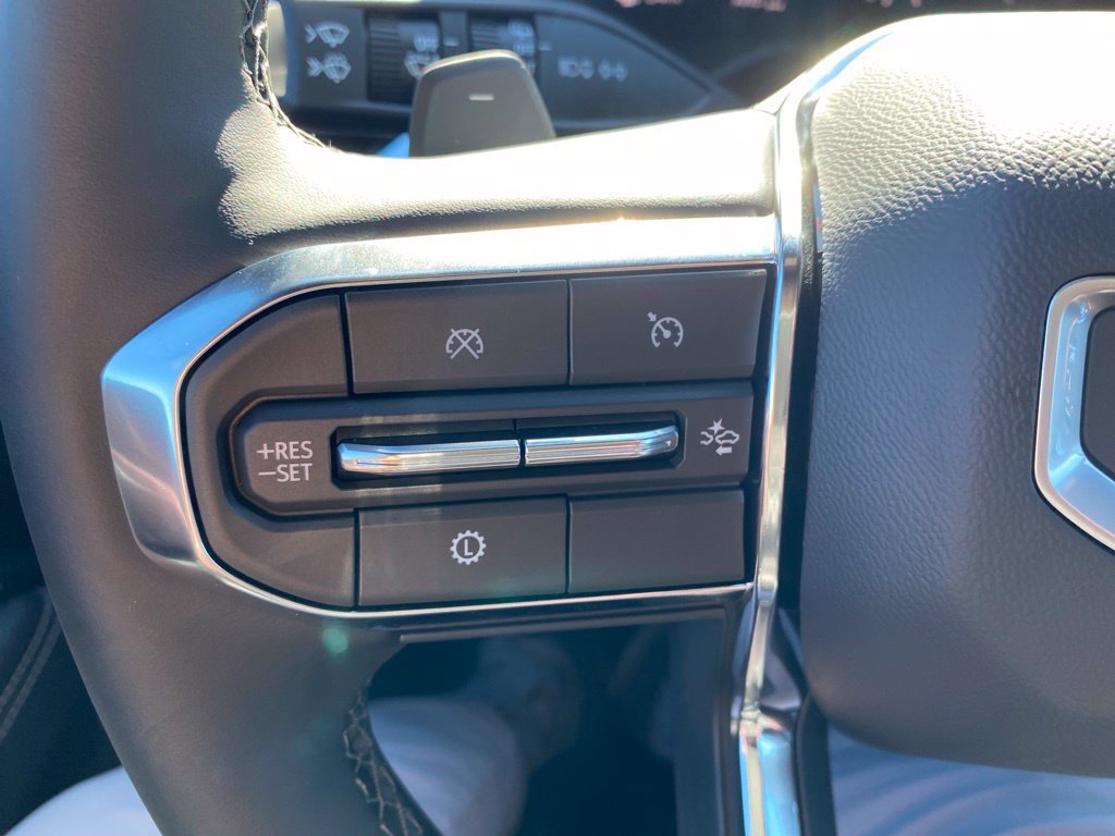 2027 GMC Acadia Elevation - Photo 17